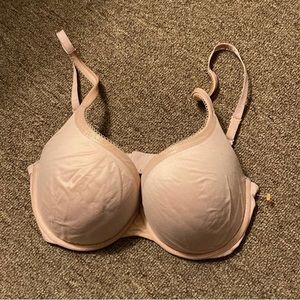 Victoria’s Secret Body Push Up Bra 32DD